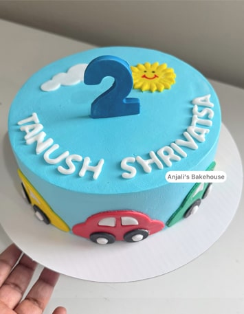 car theme cake