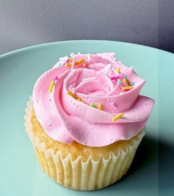 Pink vanilla cupcakes | muffins | Rosa vaniljemuffins