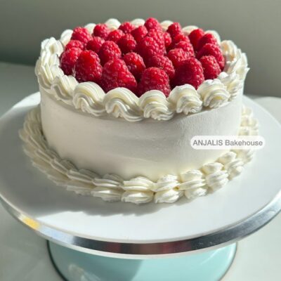 Vanilla Raspberry cake | kake | Vaniljekake med bringebær
