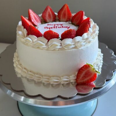 Vanilla strawberry cake | kake | Vaniljekake med jordbær