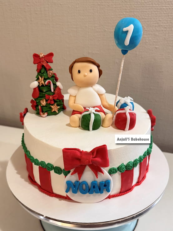 First Birthday Cake – Christmas Theme